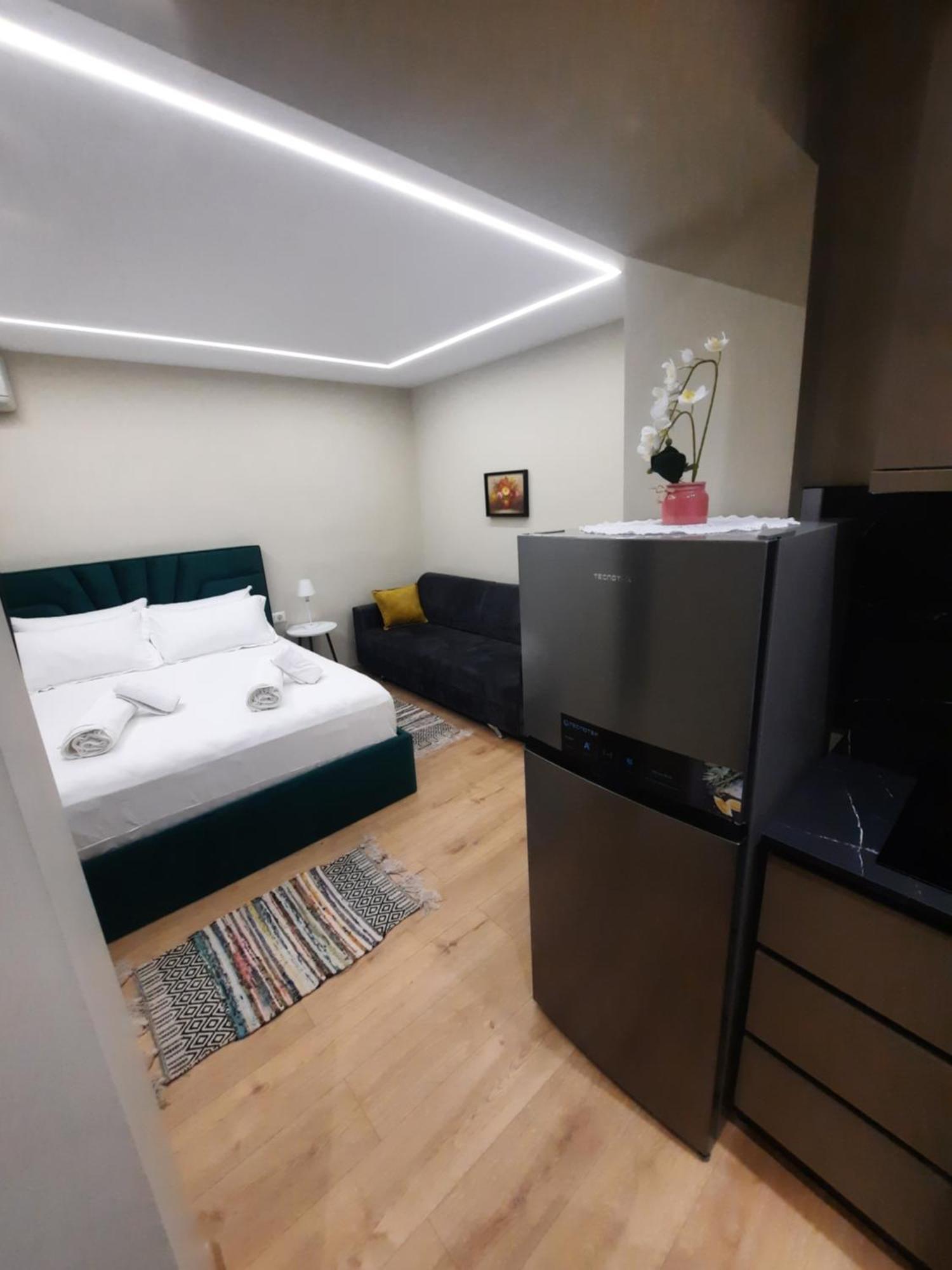 Genius Apartment *